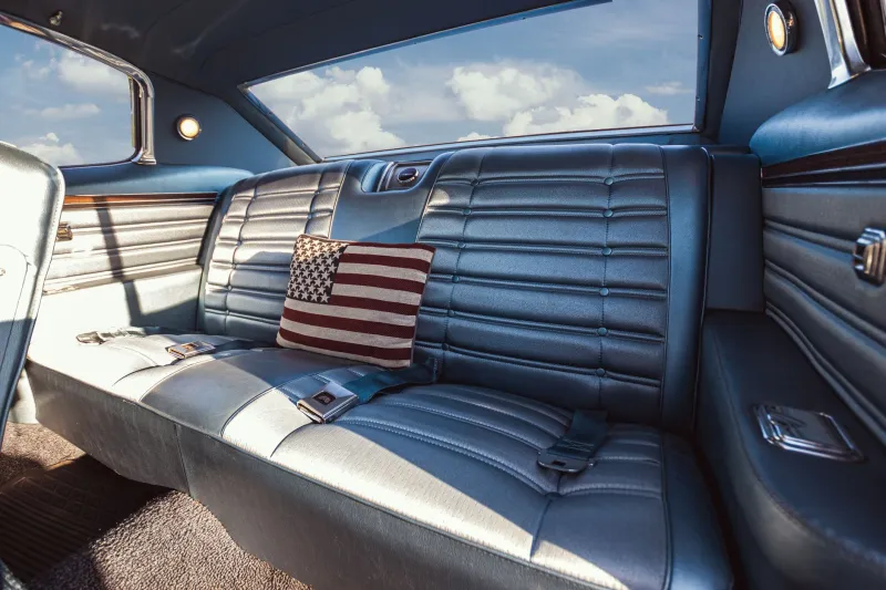 Loose in the Backseat: The Casual Era Before Car Seats Rewrote American Parenting